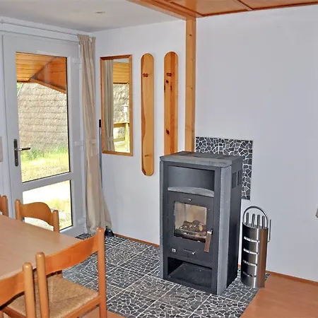 Апартаменты Ferienhaeuser Dorf Zechlin See 7760