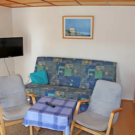 Ferienhaeuser Dorf Zechlin See 7760 Апартаменты Кляйнцерланг